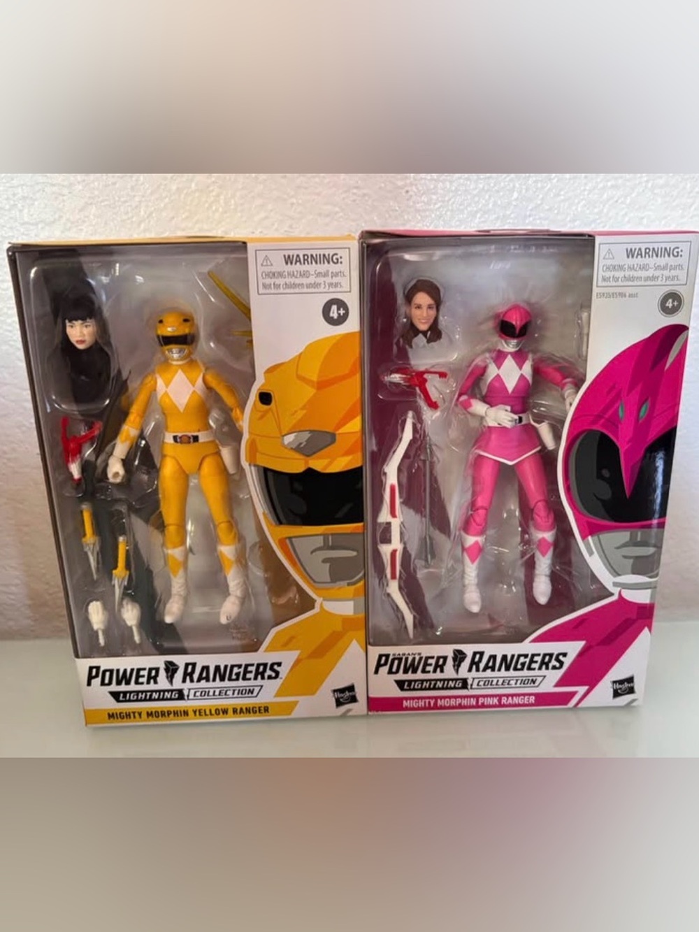 Hasbro Power Rangers Yellow & Pink Ranger Lightning Collection Figures